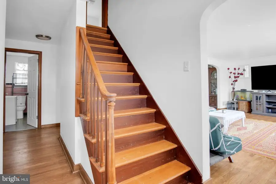 3736 Sharon St, Harrisburg, PA 17111 - #3