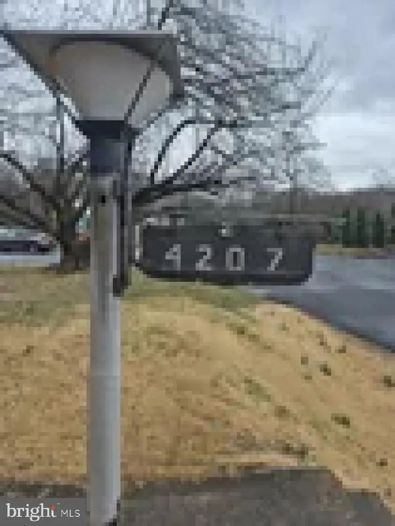 4207 Ridge Dr, Harrisburg, PA 17109 - #2