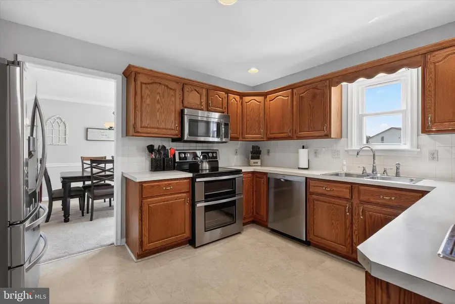 570 James Dr, Harrisburg, PA 17112 - #3