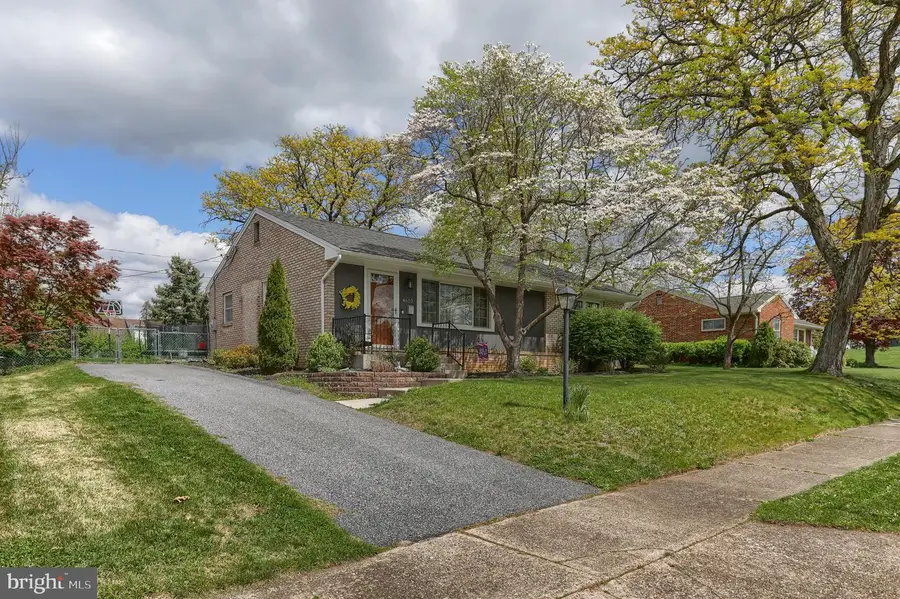 4610 South Rd, Harrisburg, PA 17109 - #2