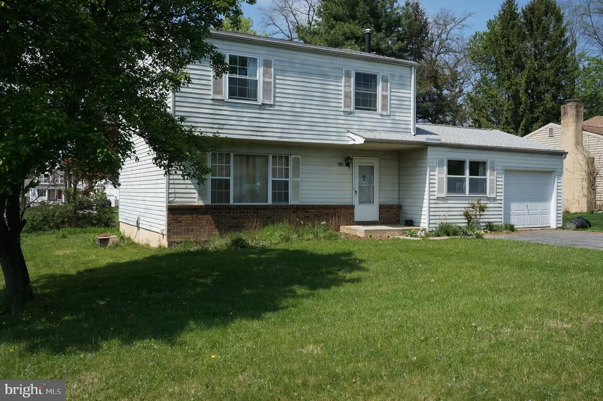 783 Blue Jay Rd, Harrisburg, PA 17111 - #1