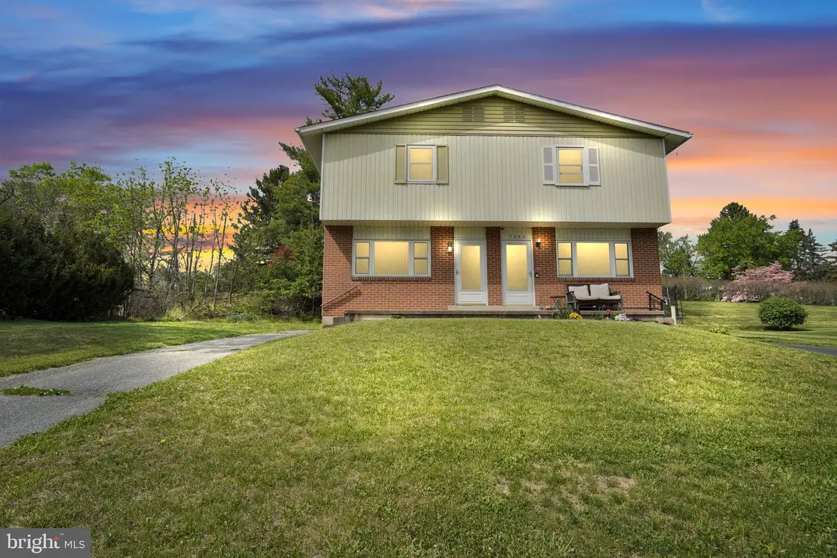 7952 Jefferson St, Hummelstown, PA 17036 - #1