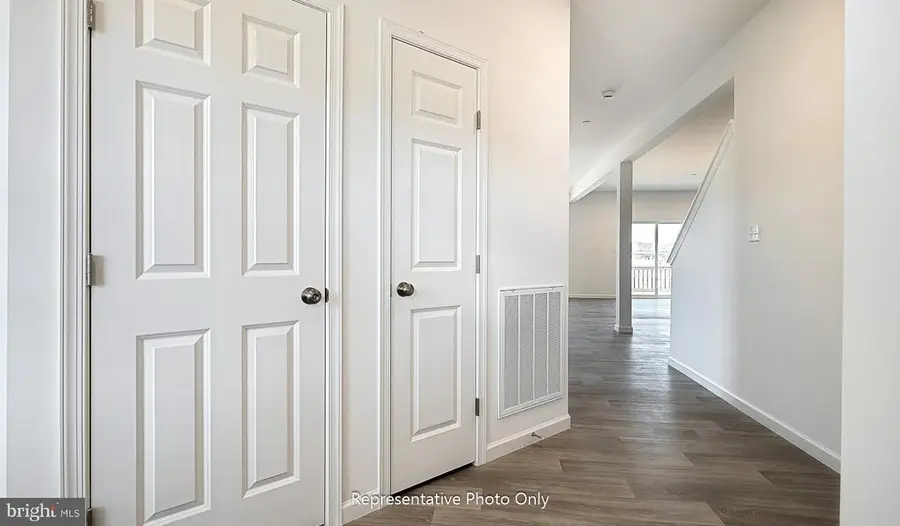 7833 Oak Brook Dr, Harrisburg, PA 17112 - #3