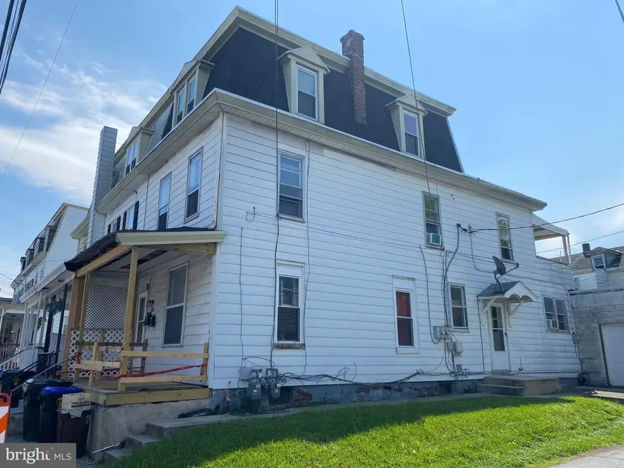 2639 Booser Ave, Harrisburg, PA 17103 - #2