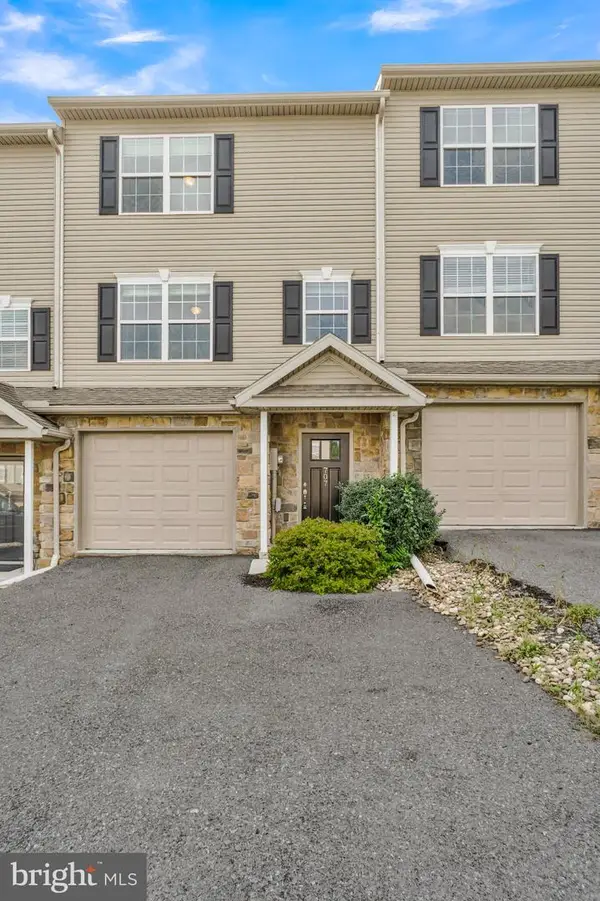 707 Gregs Dr, HARRISBURG, PA 17111
