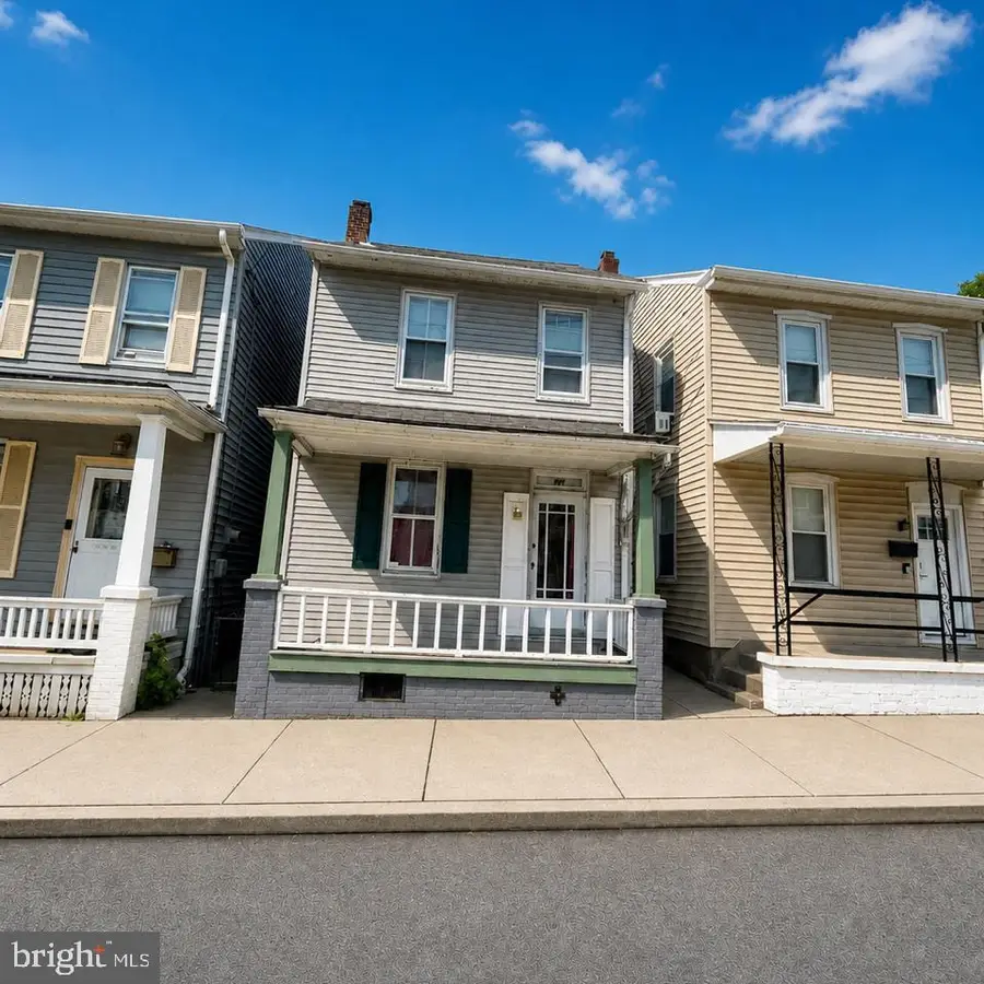 241 E Water St, Middletown, PA 17057 - #2