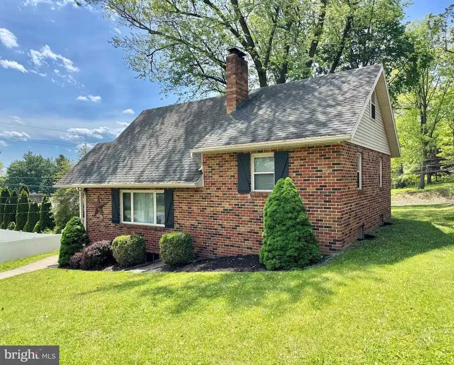 610 Georgian Pl, Harrisburg, PA 17111 - #2