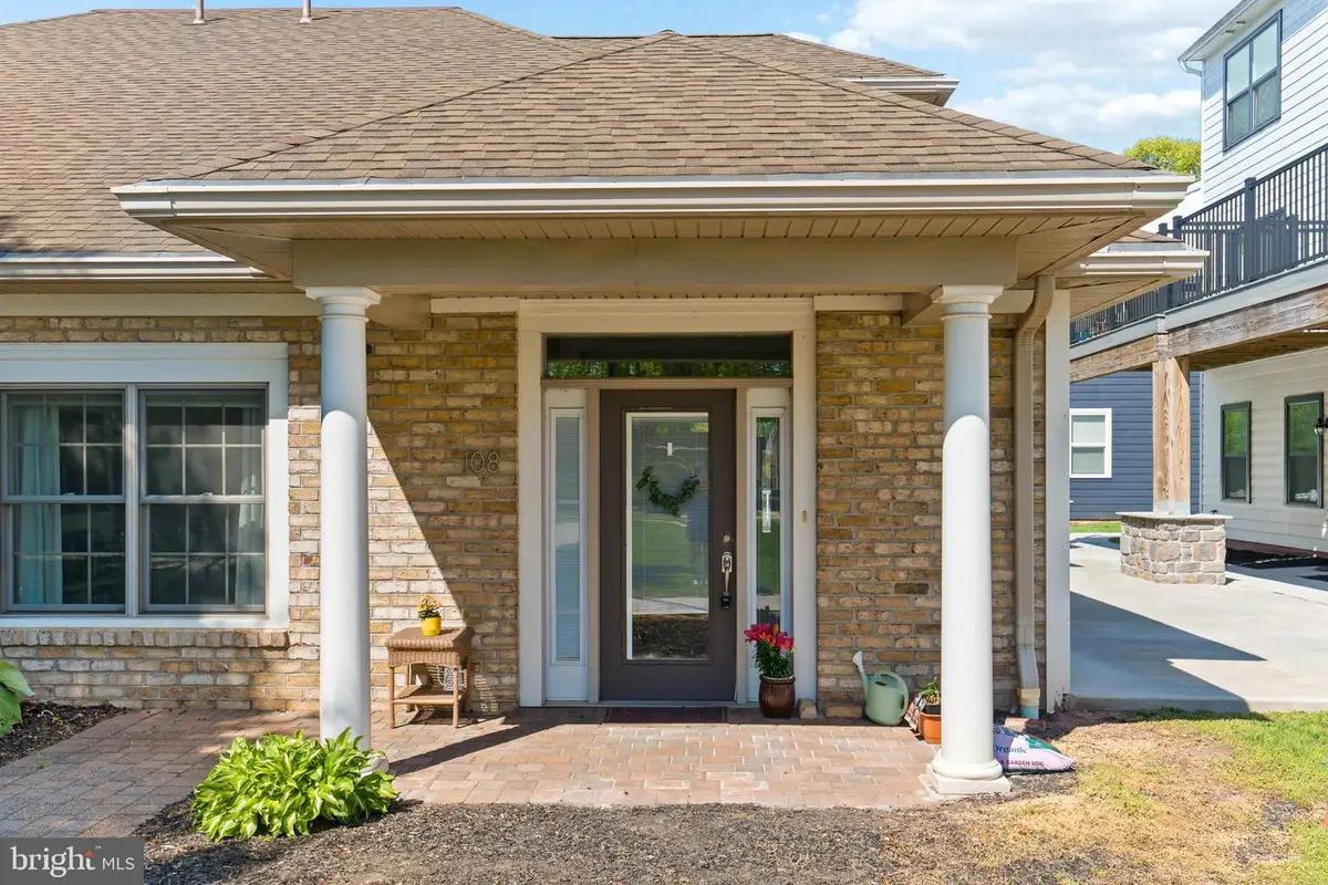 108 High Pointe Dr, Hummelstown, PA 17036 - #1