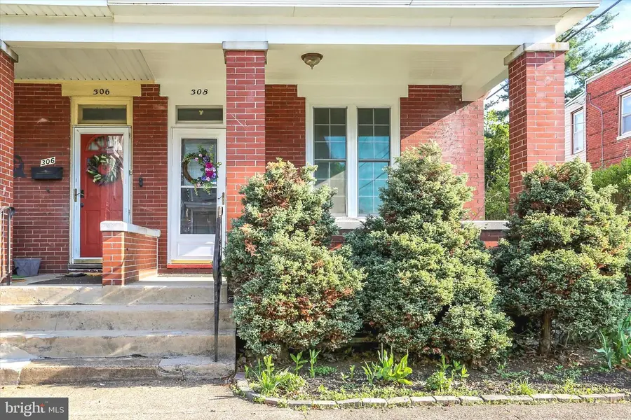 308 Lewis St, Harrisburg, PA 17110 - #3