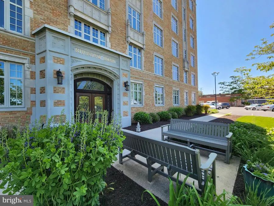 1525 N Front St, Harrisburg, PA 17102 - #2