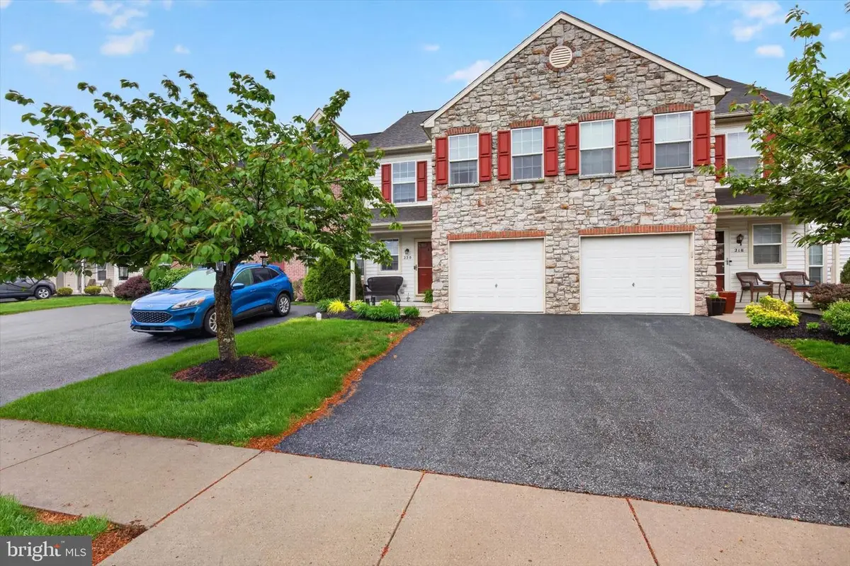220 Buckley Dr, Harrisburg, PA 17112 - #1