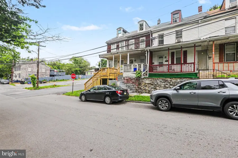 1405 S 12th St, Harrisburg, PA 17104 - #3