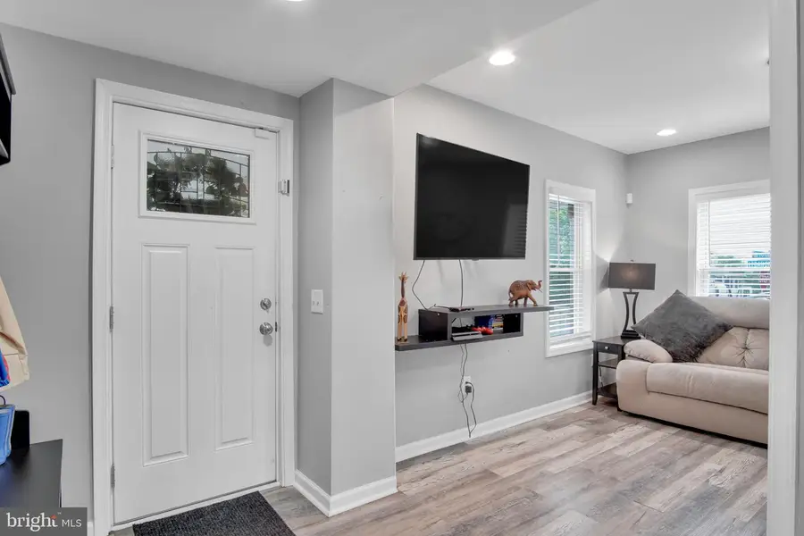 501 Bessemer St, Steelton, PA 17113 - #2