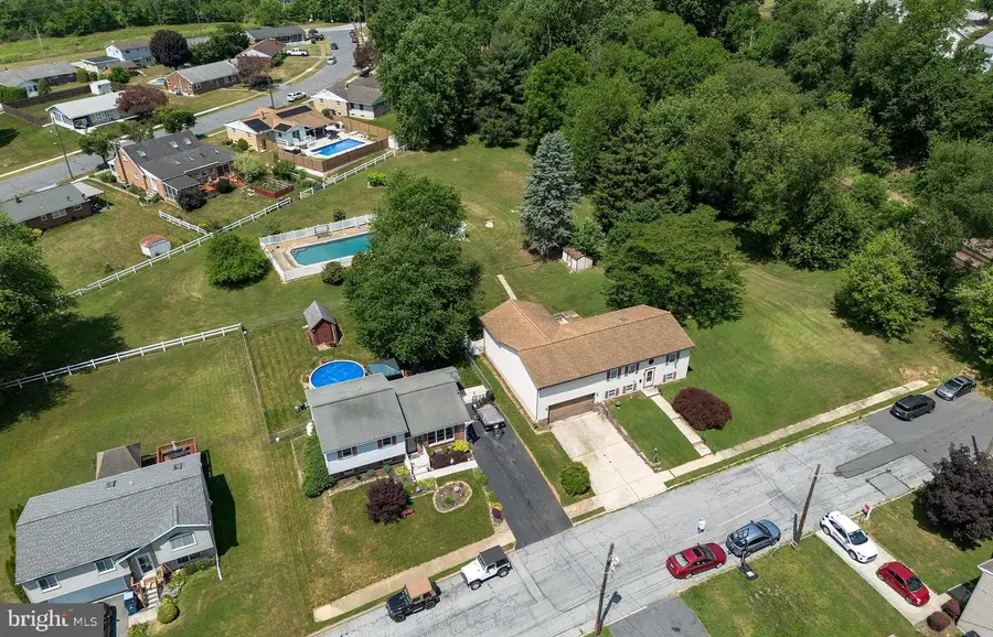 124 Evergreen St, Hummelstown, PA 17036 - #2