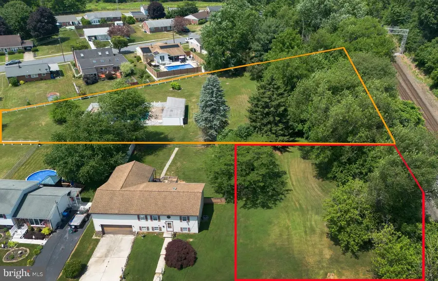 124 Evergreen St, Hummelstown, PA 17036 - #3