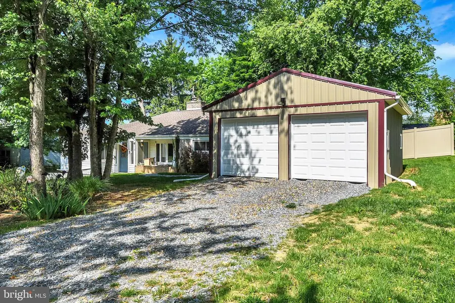 918 Elm Ave, Harrisburg, PA 17112 - #2