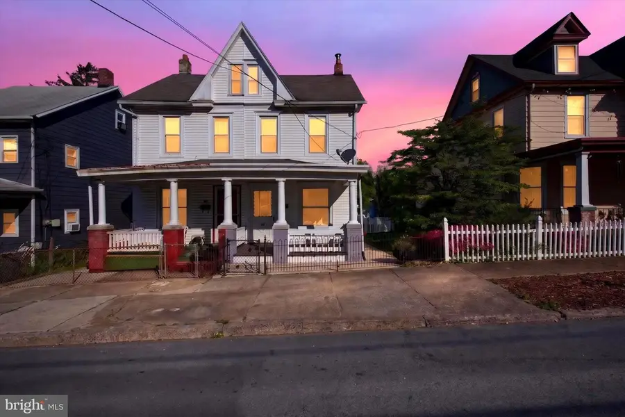 417 Lincoln St, Steelton, PA 17113 - #3