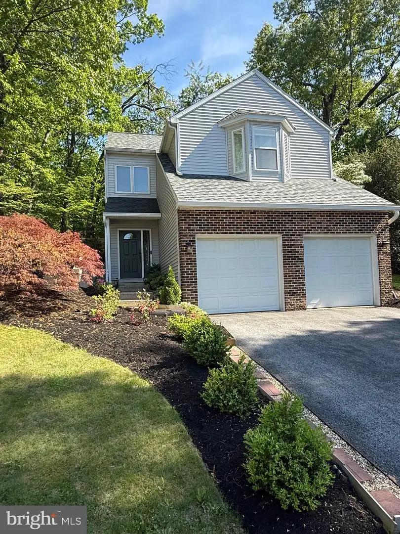 1023 Oak Knoll Dr, Harrisburg, PA 17111 - #1
