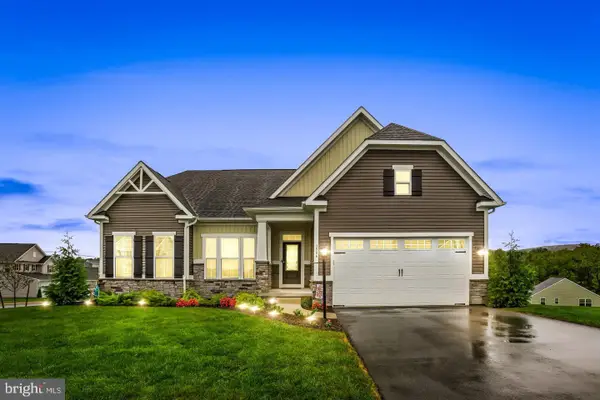 3906 Seabiscuit Way, HARRISBURG, PA 17112