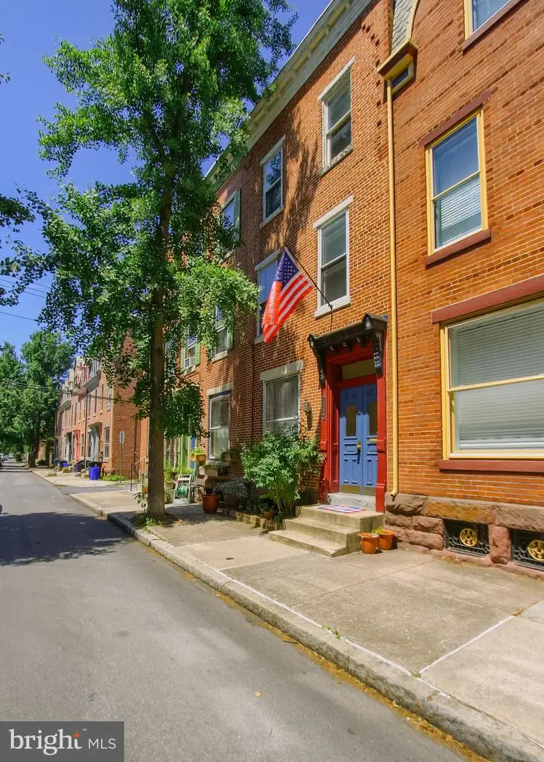 1709 Penn St, Harrisburg, PA 17102 - #1