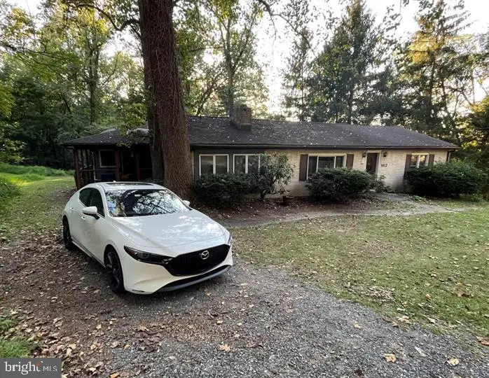 1412 Kaylor Rd, Hummelstown, PA 17036 - #2
