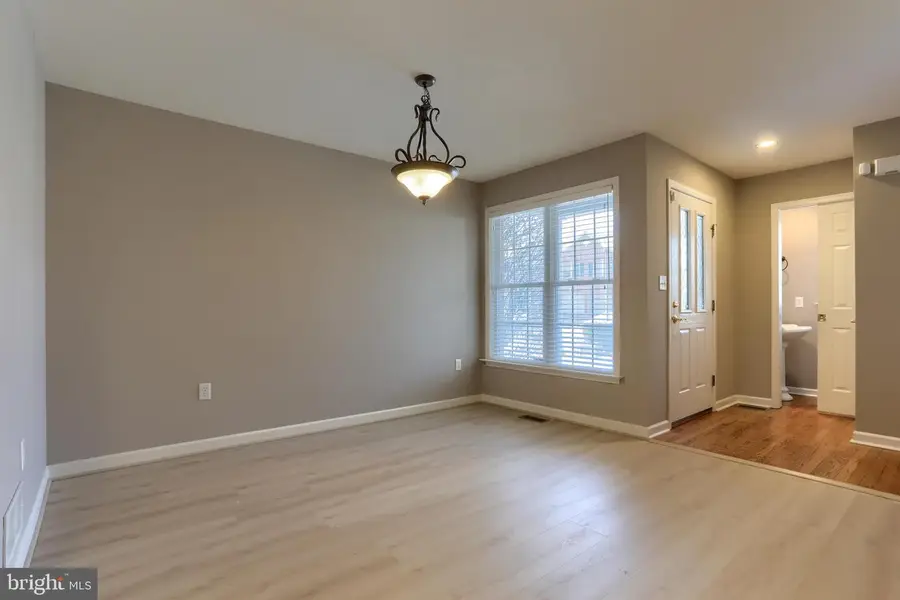 411 Northstar Dr, Harrisburg, PA 17112 - #3