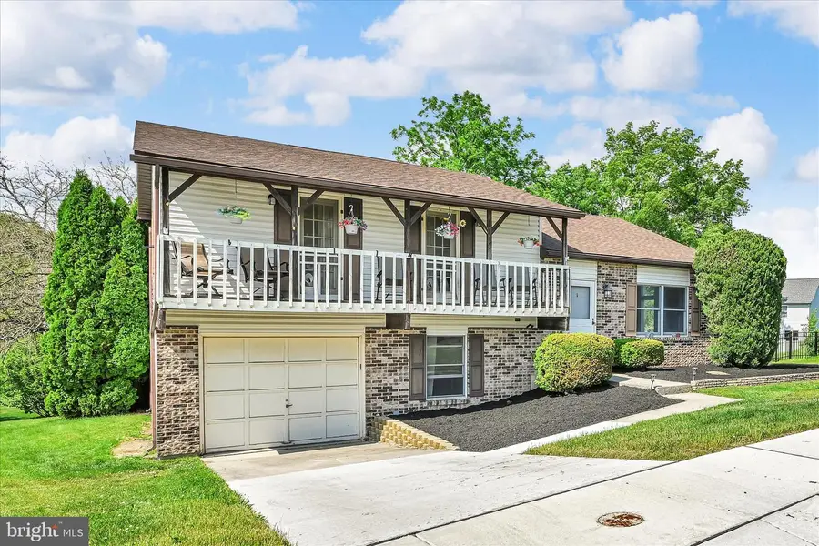 5561 Banbridge Dr, Harrisburg, PA 17112 - #2