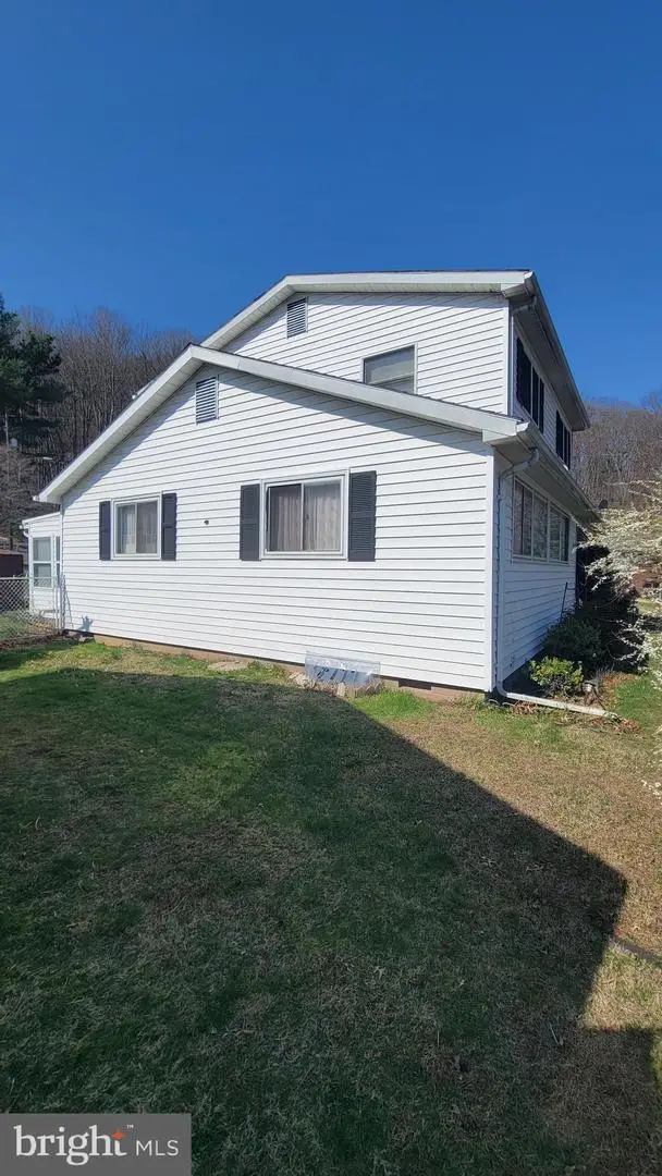 600 Parkview Rd, Lykens, PA 17048 - #2