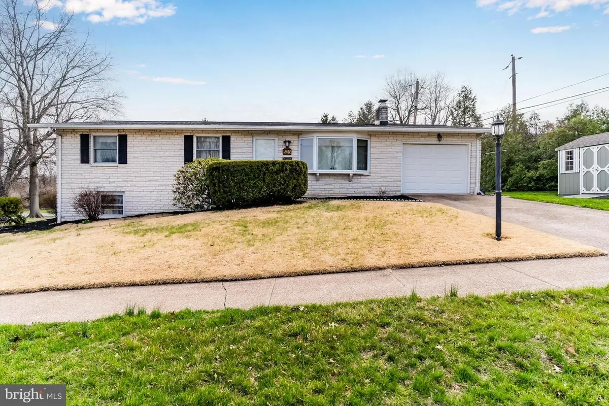 523 Hastings Dr, Harrisburg, PA 17109 - #1