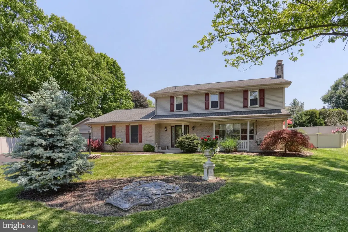 321 Concord Ct, Hershey, PA 17033 - #1
