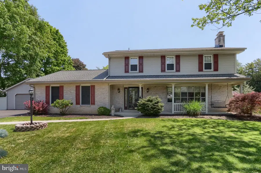 321 Concord Ct, Hershey, PA 17033 - #2