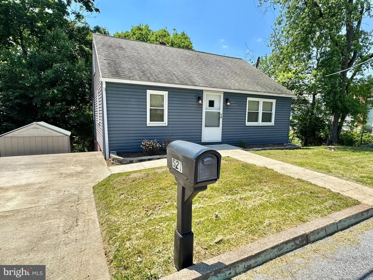 521 West Dr, Harrisburg, PA 17111 - #1