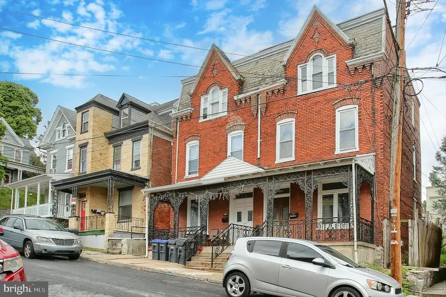 354 Locust St, Steelton, PA 17113 - #2