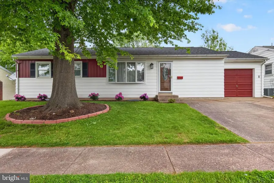 11 Berkley Dr, Middletown, PA 17057 - #2