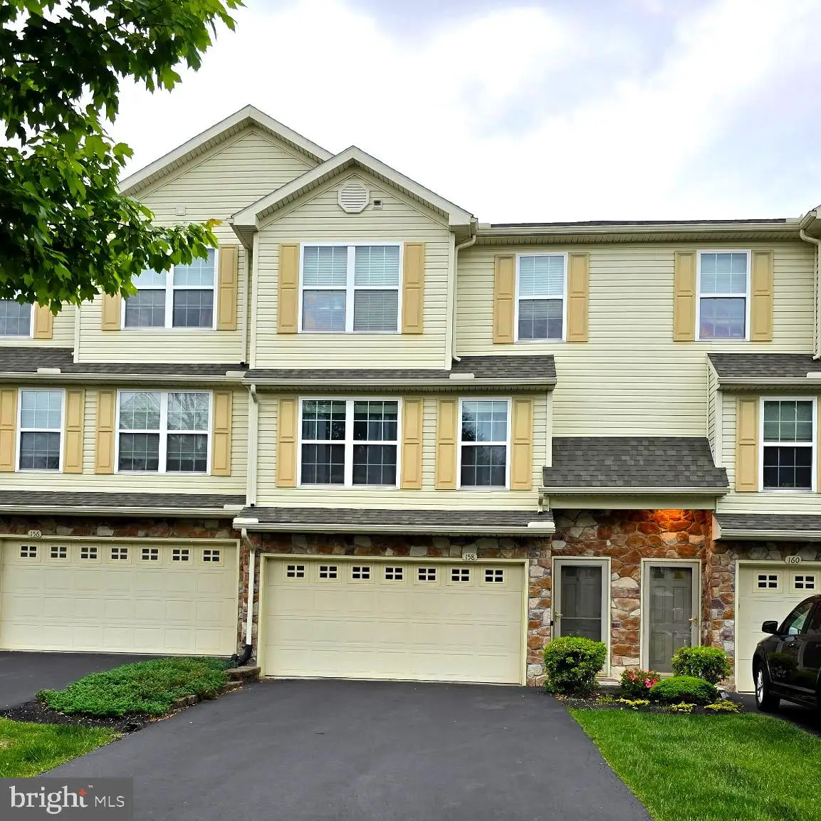 158 Mapleton Blvd, Harrisburg, PA 17112 - #1