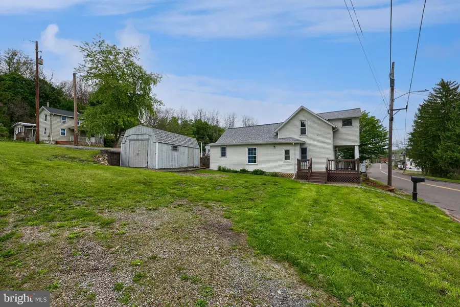 534 Pottsville St, Wiconisco, PA 17097 - #3