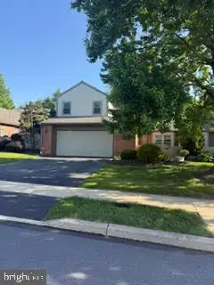 29 Cambridge Dr, Hershey, PA 17033 - #3