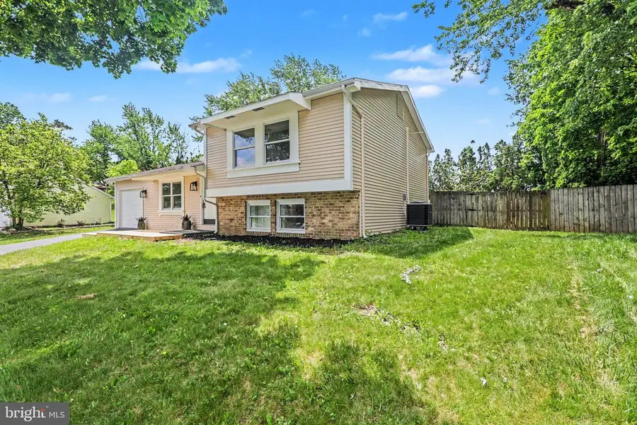 5577 Edsel St, Harrisburg, PA 17109 - #2
