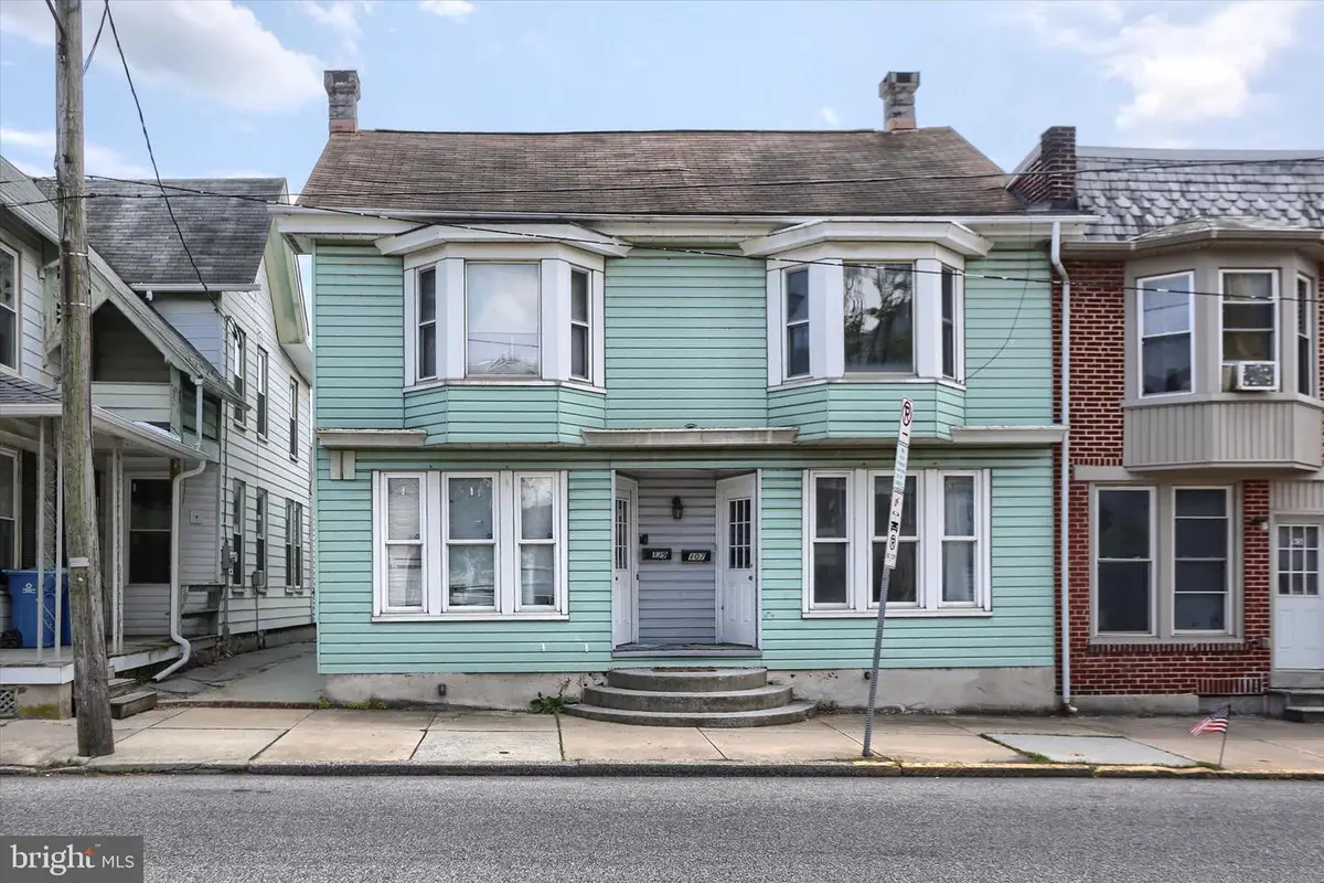 107-109 E. Main Street, Hummelstown, PA 17036 - #1