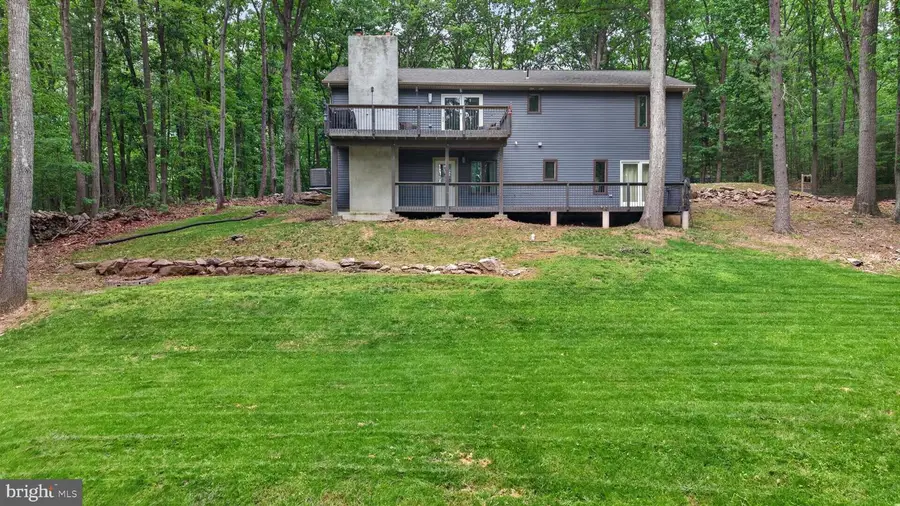 141 Huckleberry Ln, Harrisburg, PA 17112 - #3