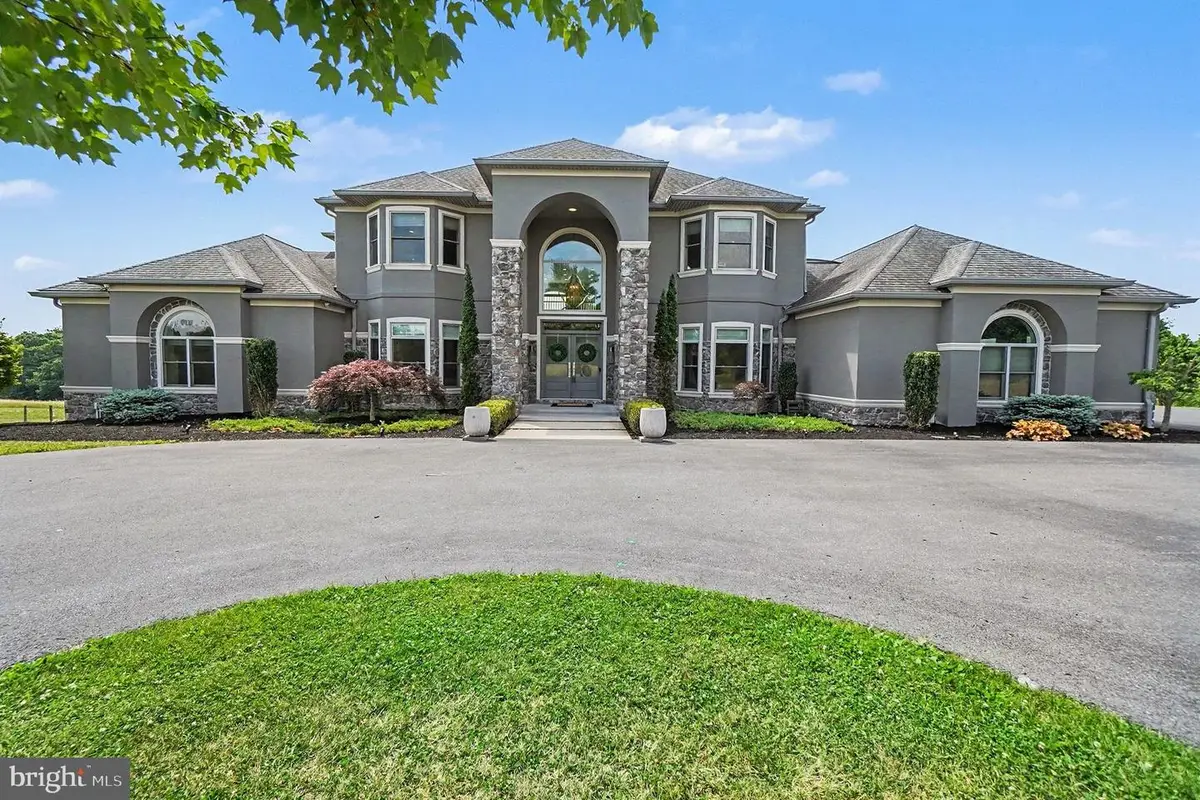 6551 Red Top Rd, Harrisburg, PA 17111 - #1