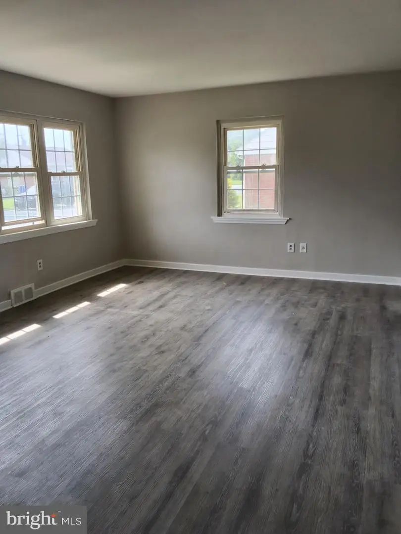 3912 Kingsley Dr, Harrisburg, PA 17110 - #3