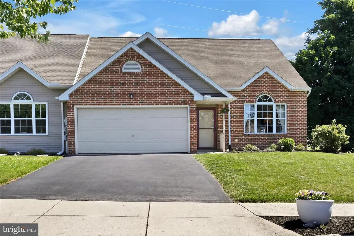 1568 Macintosh Way, Hummelstown, PA 17036 - #1