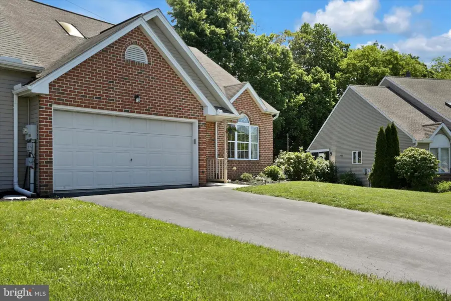 1568 Macintosh Way, Hummelstown, PA 17036 - #2