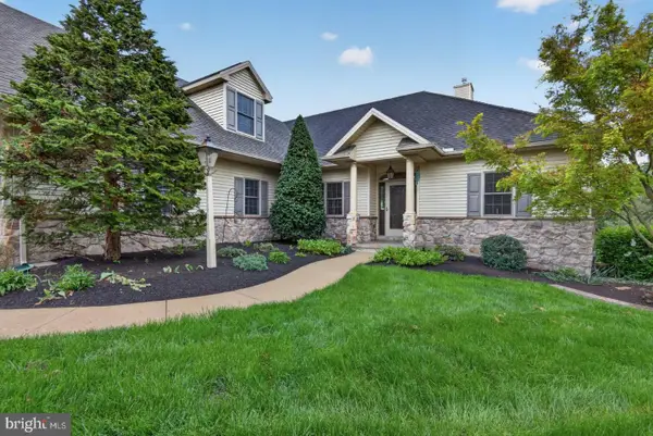 2477 Zell Ct, HUMMELSTOWN, PA 17036
