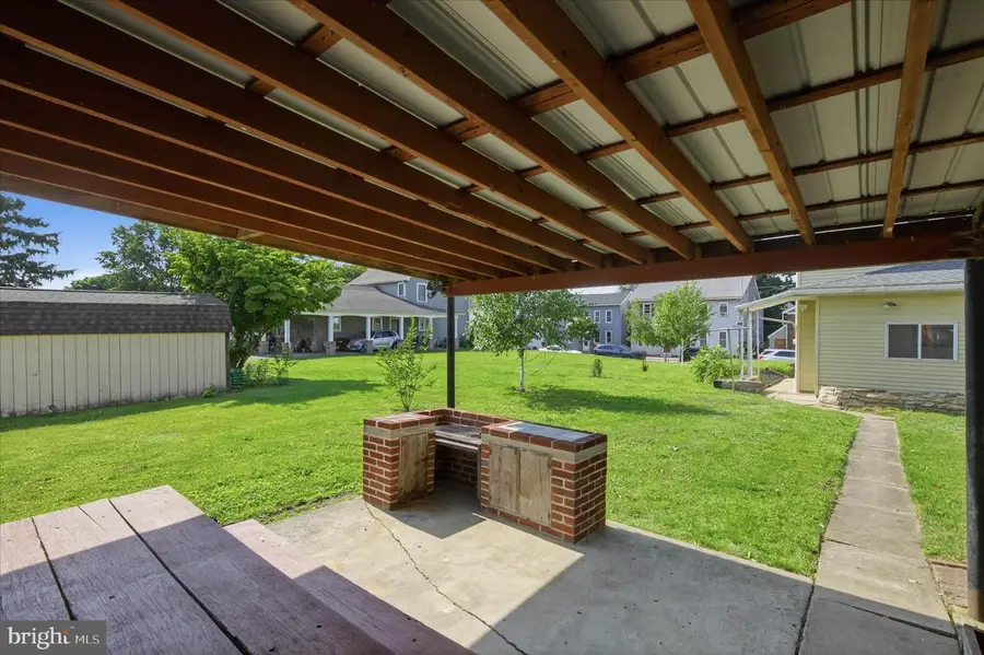 274 Moore St, Millersburg, PA 17061 - #3