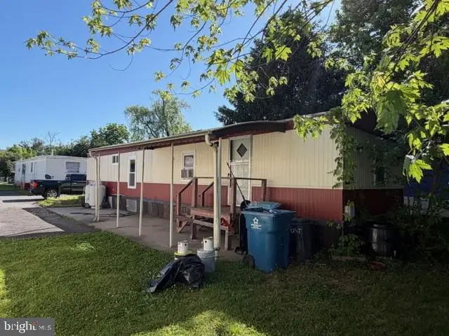 152 Park Dr, Middletown, PA 17057 - #2