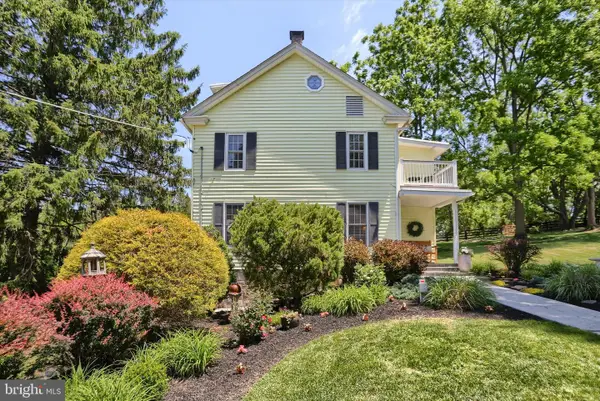 737 Piketown Rd, HARRISBURG, PA 17112