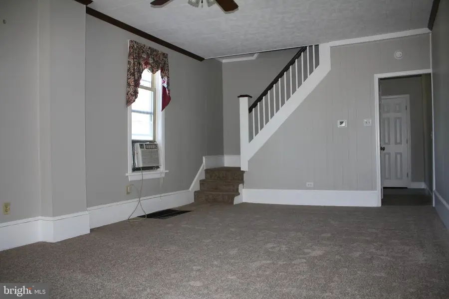 6724 Somerset St, Harrisburg, PA 17111 - #3
