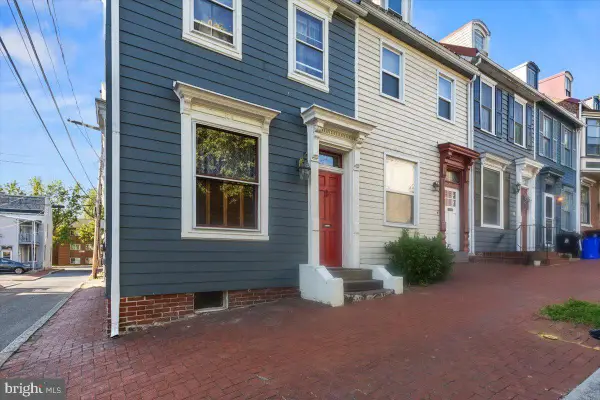 418 Boas St, HARRISBURG, PA 17102